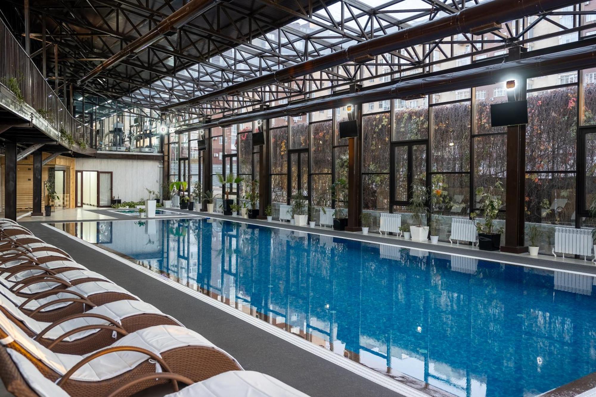 Jannat Regency Hotel Bishkek Bagian luar foto